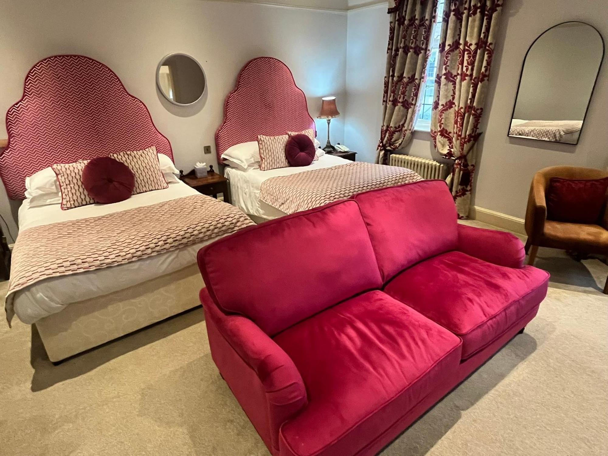 Ye Olde Bell Hotel & Spa Retford Eksteriør billede