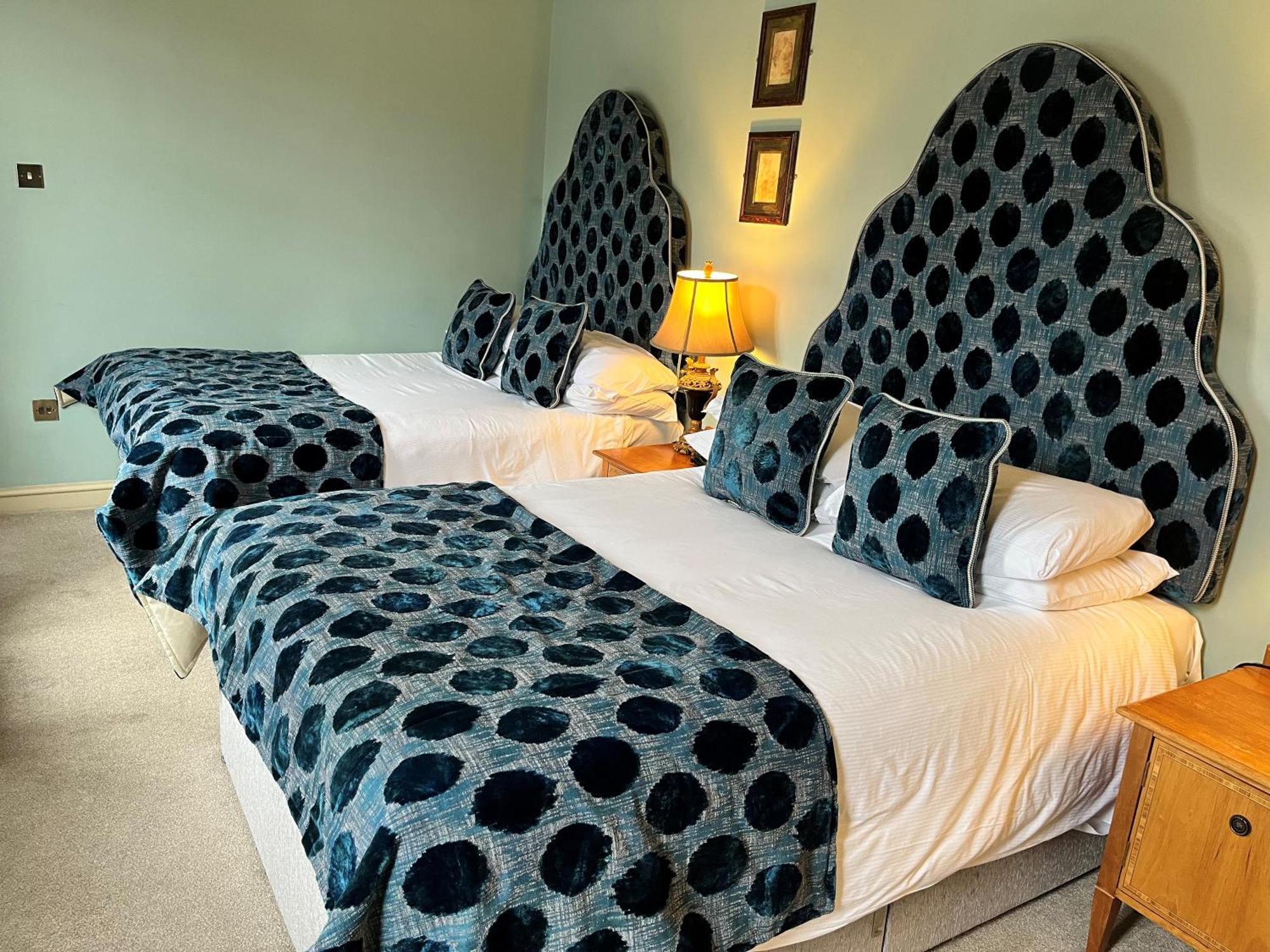 Ye Olde Bell Hotel & Spa Retford Eksteriør billede